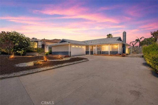 24048 Cruise Circle, Canyon Lake, CA 92587