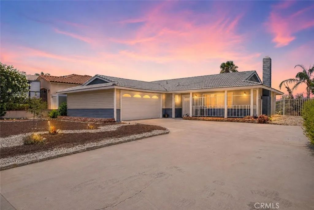 24048 Cruise Circle, Canyon Lake, CA 92587