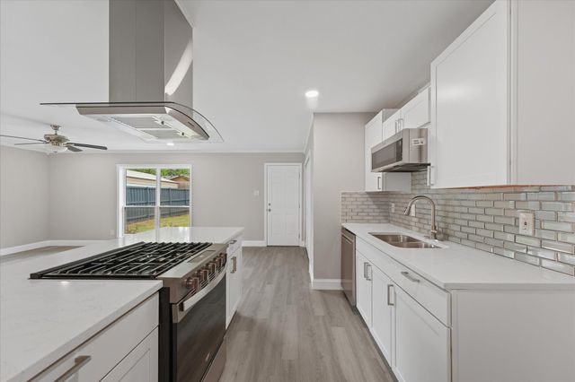 5001 N COLONY Boulevard, The Colony, TX 75056