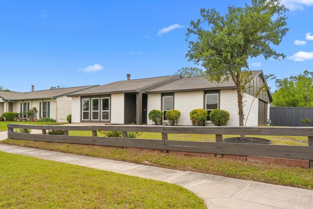 5001 N COLONY Boulevard, The Colony, TX 75056