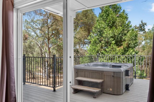 2761 Ponderosa Rd, Shingle Springs, CA 95682