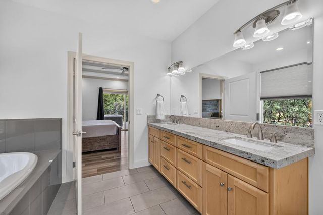 2761 Ponderosa Rd, Shingle Springs, CA 95682