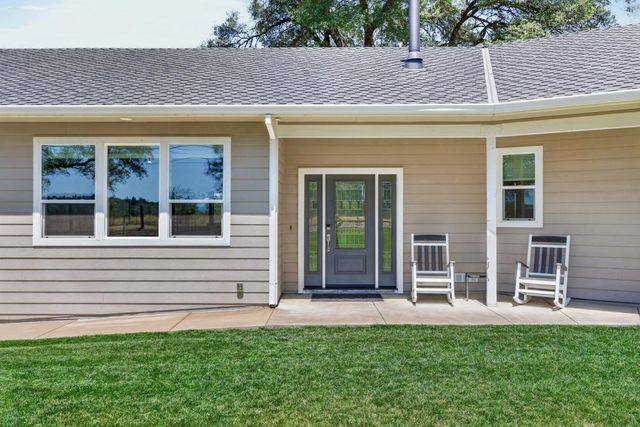 2761 Ponderosa Rd, Shingle Springs, CA 95682