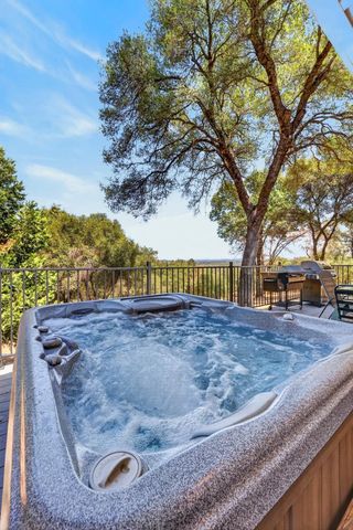 2761 Ponderosa Rd, Shingle Springs, CA 95682