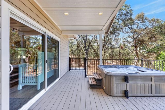 2761 Ponderosa Rd, Shingle Springs, CA 95682