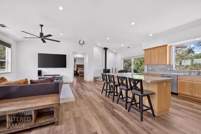 2761 Ponderosa Rd, Shingle Springs, CA 95682