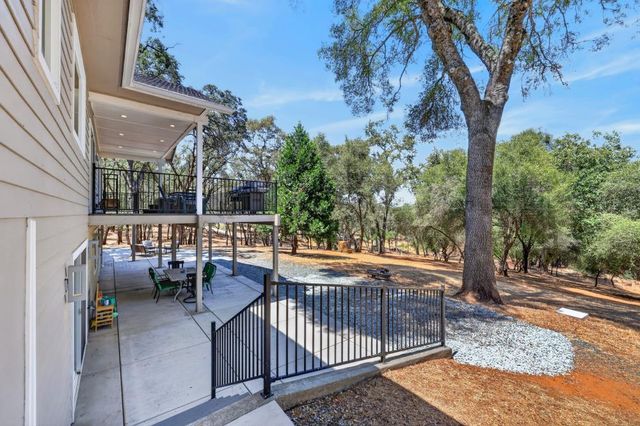 2761 Ponderosa Rd, Shingle Springs, CA 95682