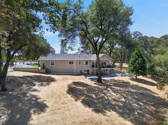 2761 Ponderosa Rd, Shingle Springs, CA 95682
