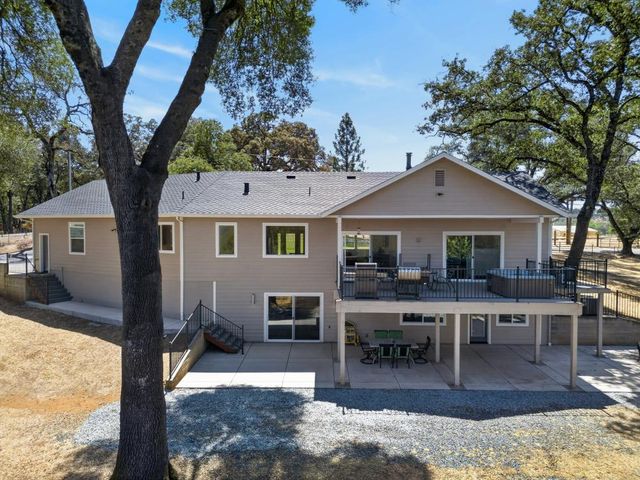 2761 Ponderosa Rd, Shingle Springs, CA 95682