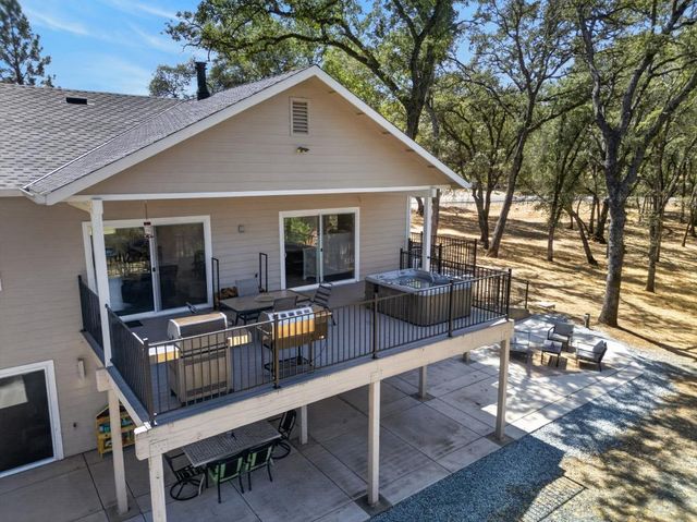 2761 Ponderosa Rd, Shingle Springs, CA 95682