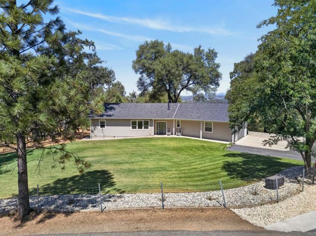 2761 Ponderosa Rd, Shingle Springs, CA 95682