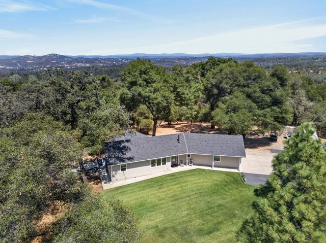 2761 Ponderosa Rd, Shingle Springs, CA 95682
