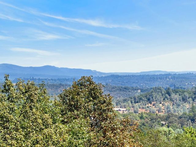 2761 Ponderosa Rd, Shingle Springs, CA 95682
