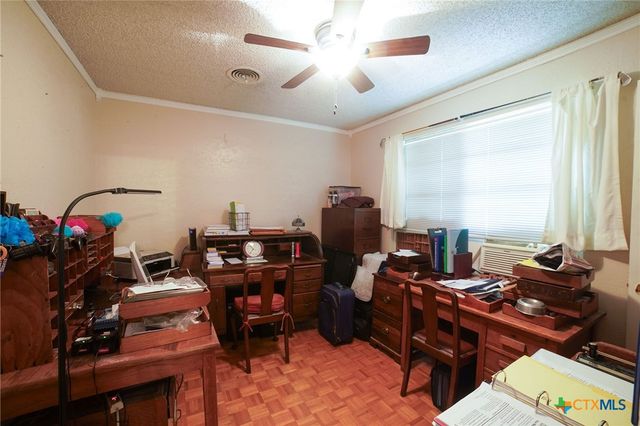 212 Highland Oaks Drive, Harker Heights, TX 76548