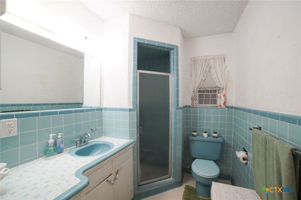 Image 17 of property listing at 212 Highland Oaks Drive, Harker Heights, TX 76548