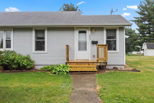 802 E 7th Avenue, Brodhead, WI 53520