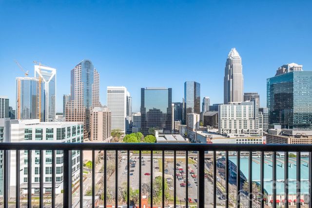 222 S Caldwell Street 2005, Charlotte, NC 28202