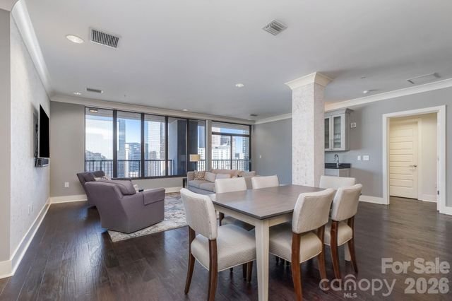 222 S Caldwell Street 2005, Charlotte, NC 28202