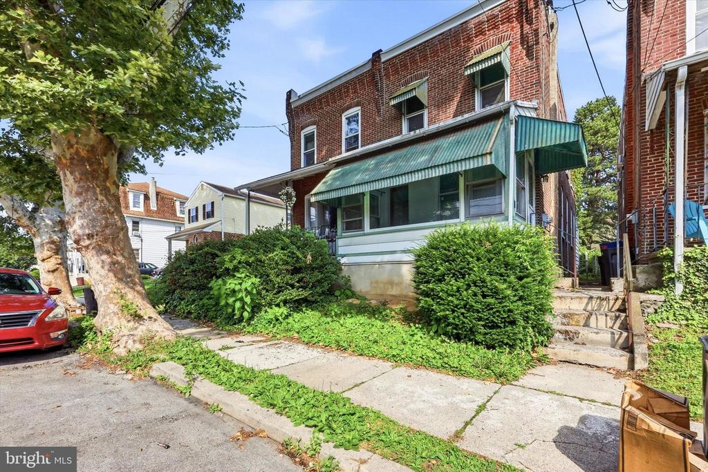 49 E MADISON AVE, Clifton Heights, PA 19018