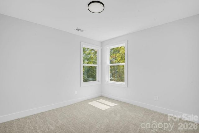 206 Prospect Street NW, Lenoir, NC 28645