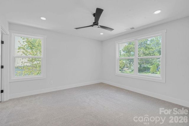206 Prospect Street NW, Lenoir, NC 28645