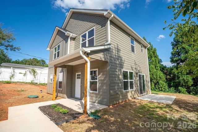206 Prospect Street NW, Lenoir, NC 28645