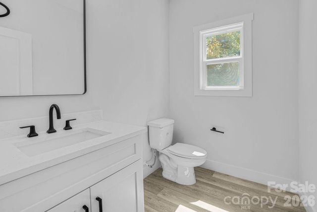 206 Prospect Street NW, Lenoir, NC 28645