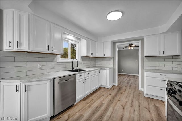 17900 Hicks Road, Walton Hills, OH 44146