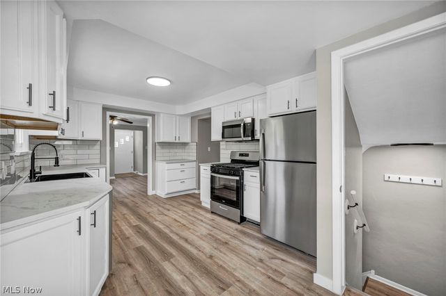 17900 Hicks Road, Walton Hills, OH 44146