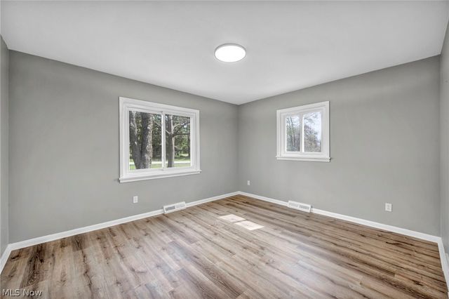 17900 Hicks Road, Walton Hills, OH 44146