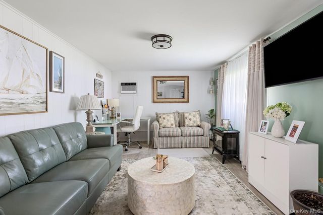 36 Matinecock Avenue, East Islip, NY 11730