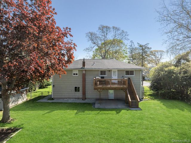 36 Matinecock Avenue, East Islip, NY 11730