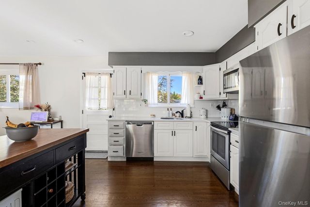 36 Matinecock Avenue, East Islip, NY 11730