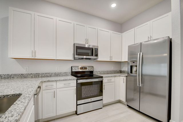 703 Dawn Place C, Lantana, FL 33462