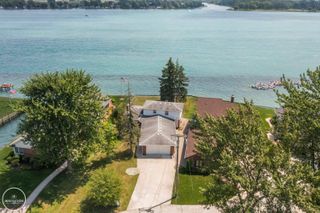 9591 River Road, Clay Twp, MI 48001