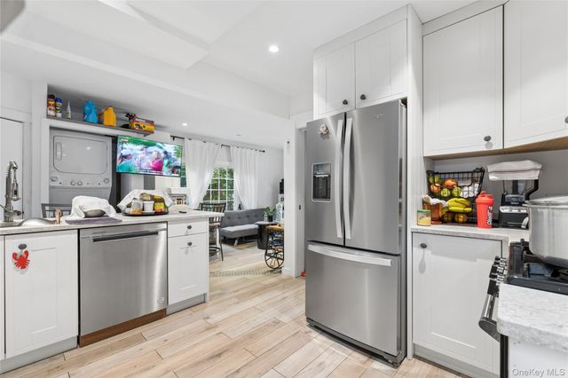 89 S Elroy Drive, Montauk, NY 11954
