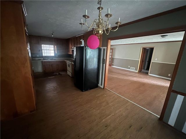 90 Club Circle, Stockbridge, GA 30281