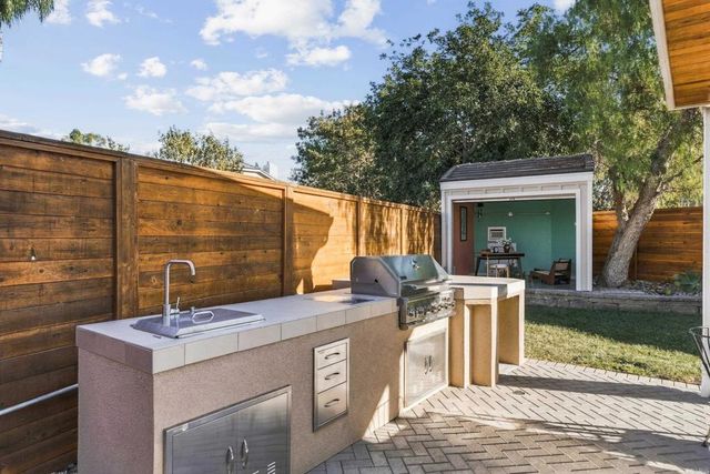 11277 Timbergate Circle, San Diego, CA 92128