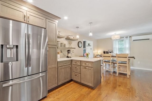 19 Brattle Street, Wilmington, MA 01887