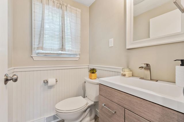 19 Brattle Street, Wilmington, MA 01887