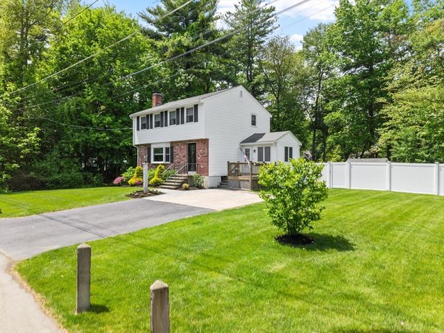 19 Brattle Street, Wilmington, MA 01887
