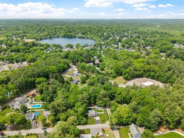 19 Brattle Street, Wilmington, MA 01887