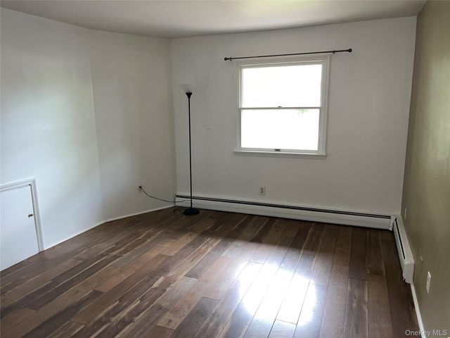 143 Pineview Avenue, Bardonia, NY 10954