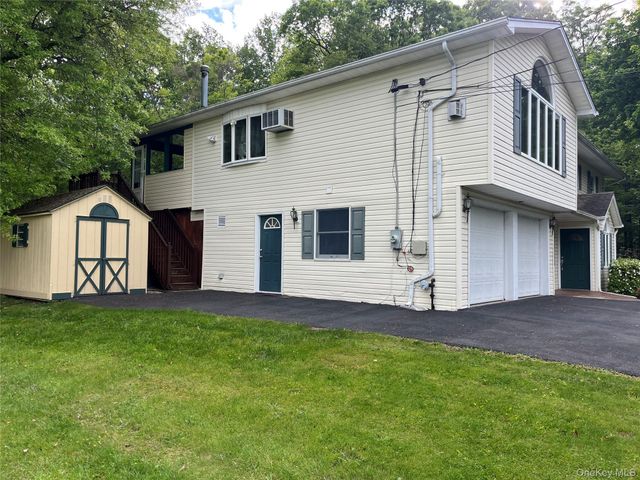 143 Pineview Avenue, Bardonia, NY 10954