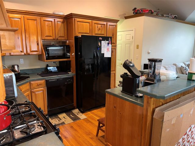 143 Pineview Avenue, Bardonia, NY 10954