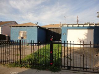 213 N Broadacres Avenue, Compton, CA 90220