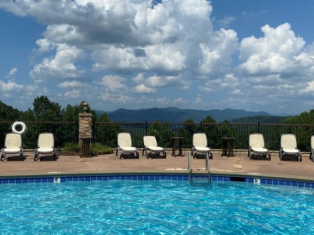 1286 Deyton Drive, Blairsville, GA 30512