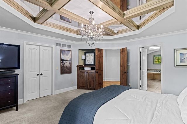 3908 W 140th Drive, Leawood, KS 66224