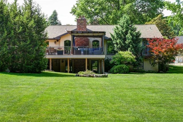 3908 W 140th Drive, Leawood, KS 66224