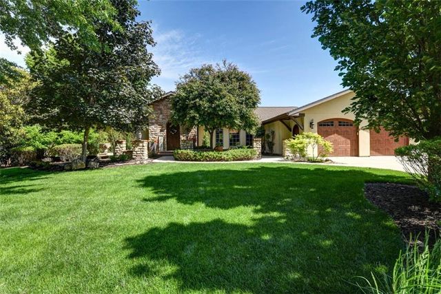 3908 W 140th Drive, Leawood, KS 66224